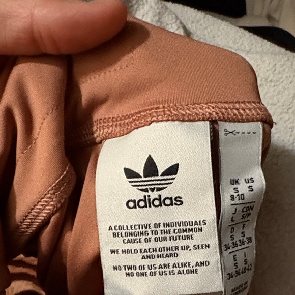 Adidas Tan Leggings with Iconic Logo - Picture 4 of 4